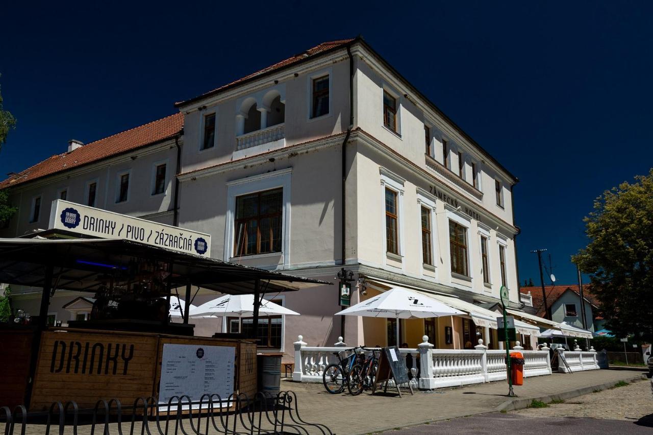 Grandhotel Sluchatko - Ex Zamecky Hotel Vranov nad Dyji Bagian luar foto